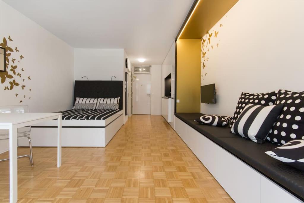 Gorgeous Central Flat With Garage Lublaň Exteriér fotografie