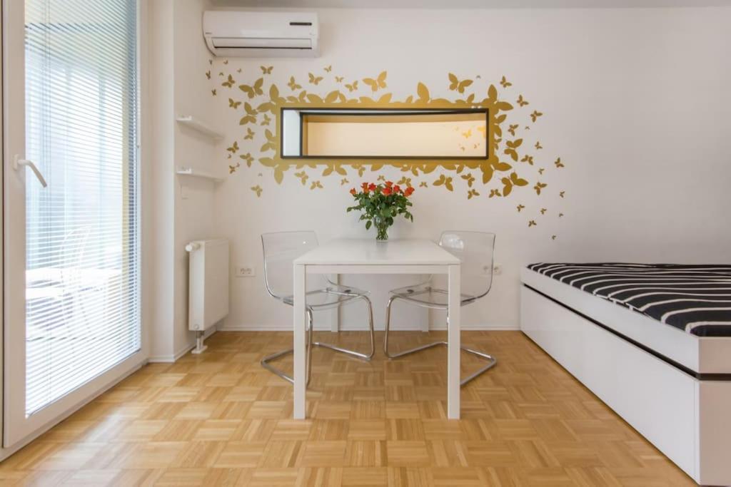 Gorgeous Central Flat With Garage Lublaň Exteriér fotografie